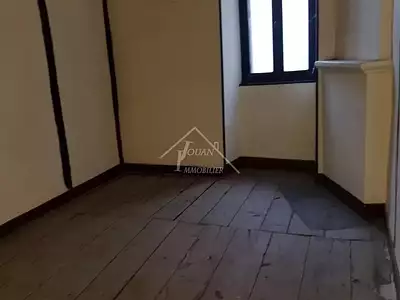 Maison, 240 m²