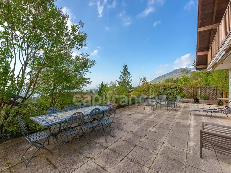 Maison, 180 m²