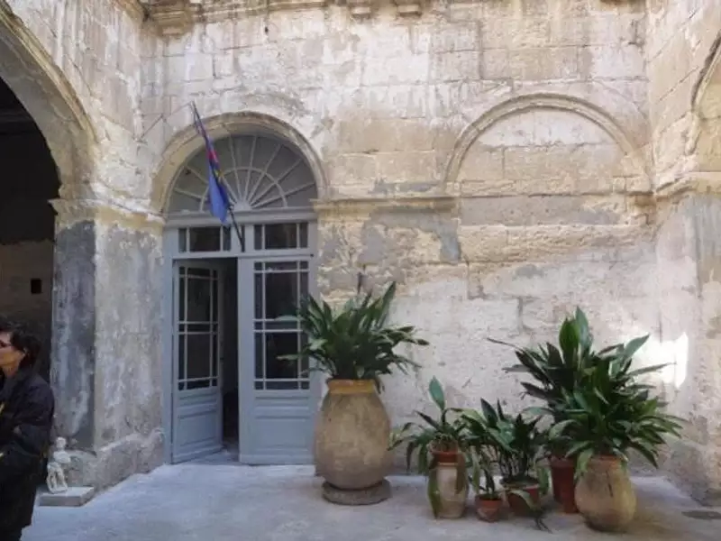 Maison, 1 250 m²