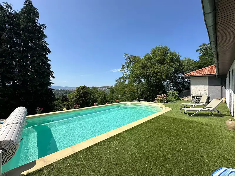 Maison, 217 m²