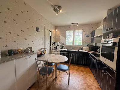 Maison, 161 m²