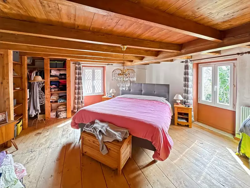 Maison, 216 m²