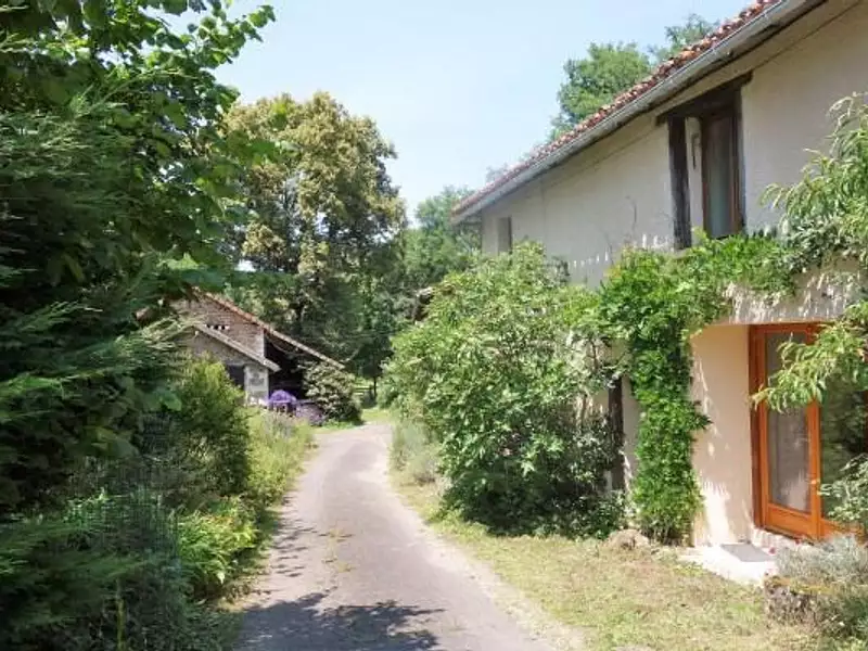 Maison, 225 m²