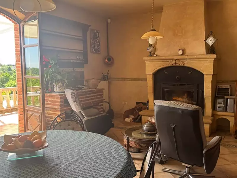 Maison, 277 m²