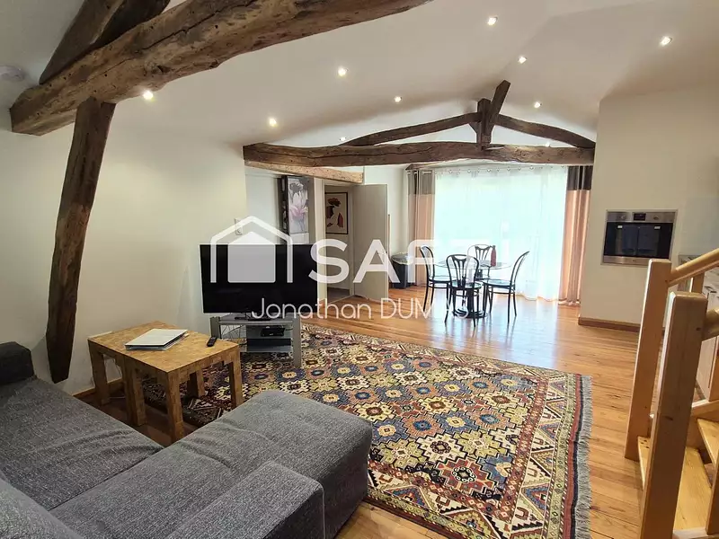 Maison, 374 m²