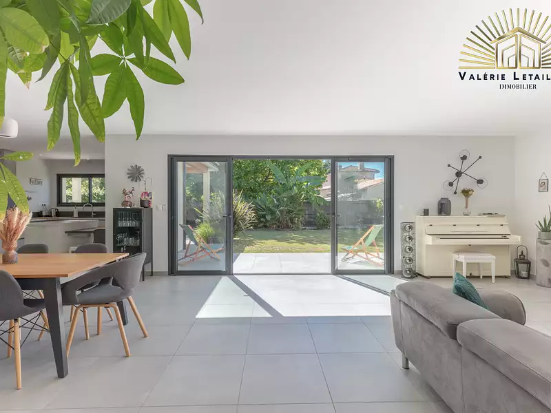 Maison, 140 m²