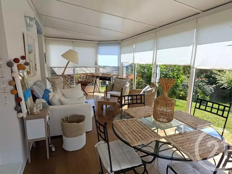 Maison, 162 m²