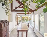 Maison, 257 m²