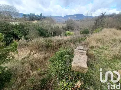 Terrain, 1 400 m²