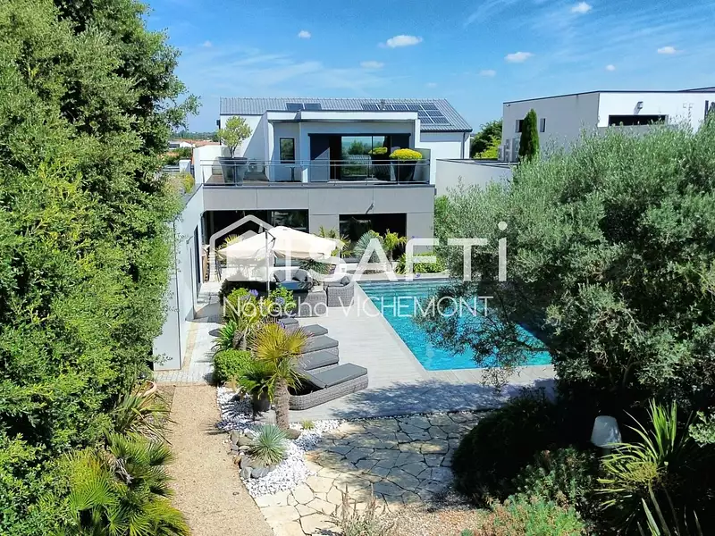 Maison, 423 m²