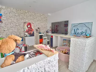 Maison, 148 m²