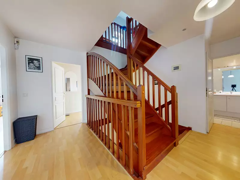 Maison, 200 m²