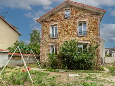Maison, 102 m²