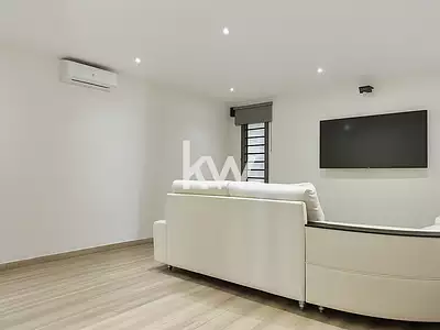 Maison, 389 m²