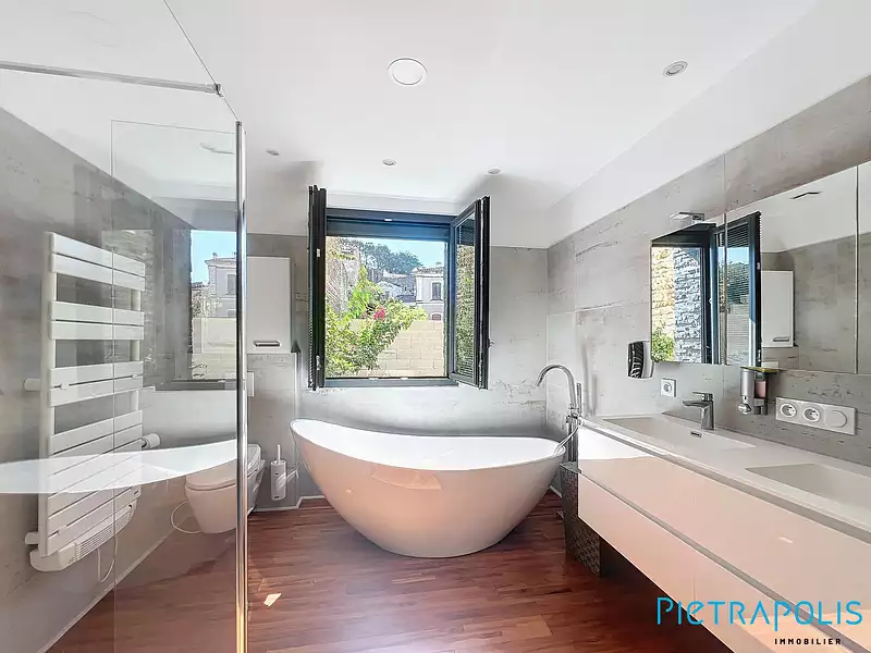 Maison, 173 m²