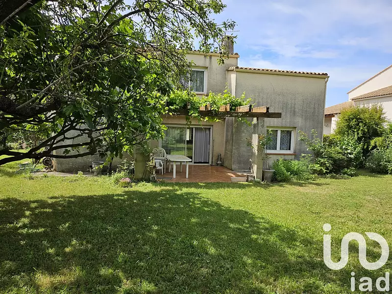 Maison, 235 m²