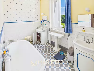 Maison, 315,37 m²
