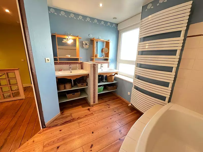 Maison, 183 m²