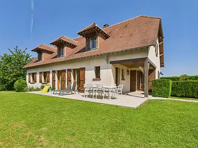 Maison, 240 m²
