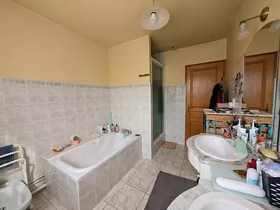Maison, 199 m²
