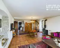 Maison, 216 m²