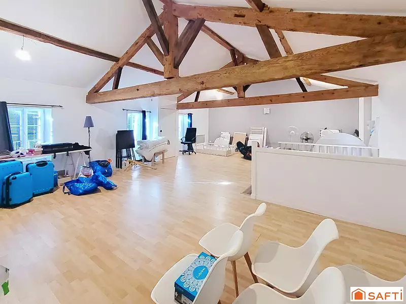 Immeuble, 320 m²