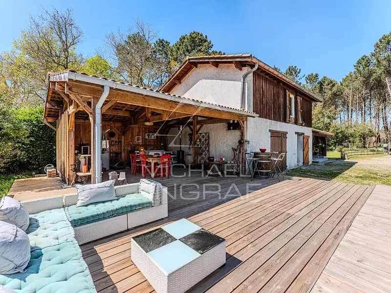 Maison, 200 m²