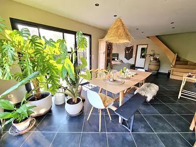 Maison, 165 m²