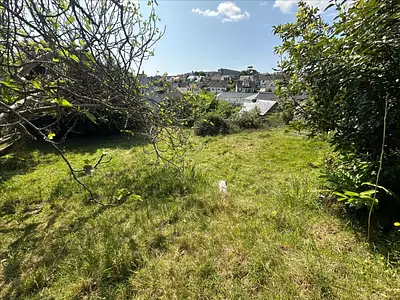 Terrain, 1 045 m²