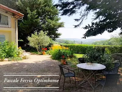 Maison, 235 m²