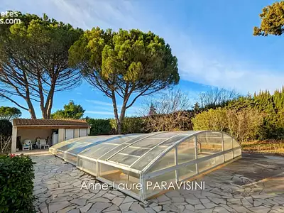 Maison, 205 m²
