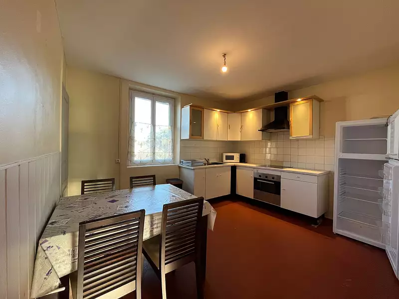 Immeuble, 240 m²