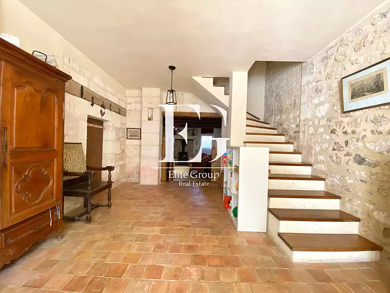Maison, 331,86 m²