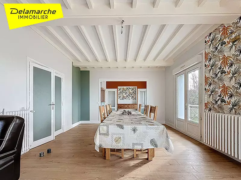 Maison, 256 m²