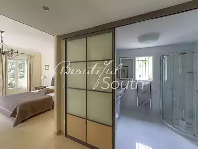 Maison, 253 m²
