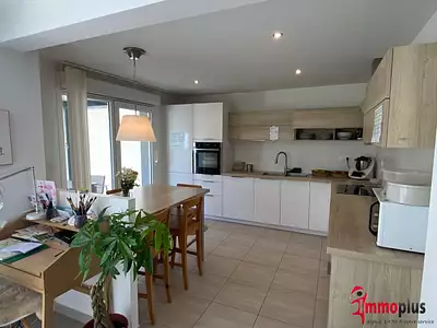 Maison, 145 m²