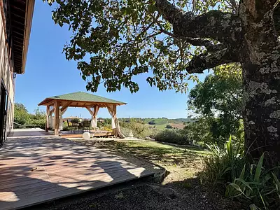 Maison, 235 m²
