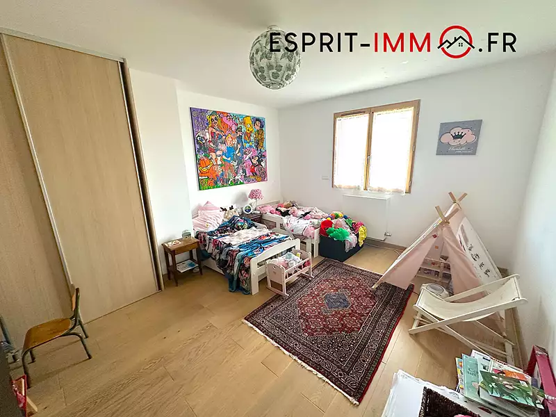 Maison, 141 m²