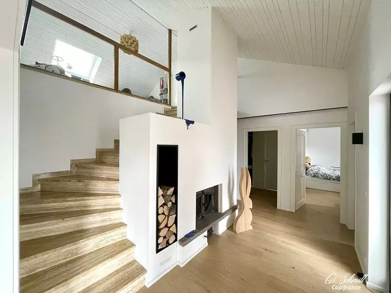 Maison, 196 m²