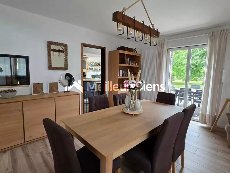 Maison, 203 m²