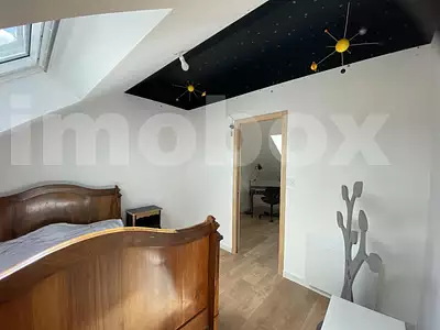 Maison, 240 m²
