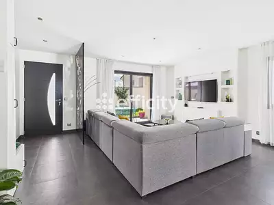 Maison, 94 m²