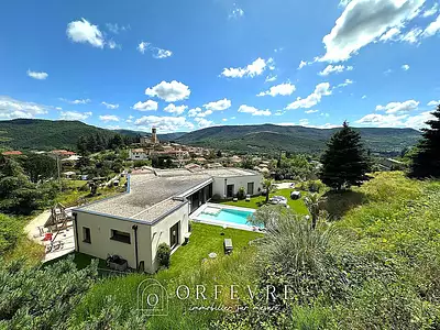 Maison, 413,27 m²