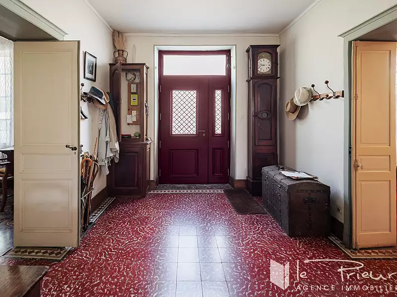 Maison, 340 m²