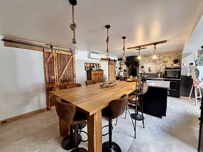Maison, 166 m²