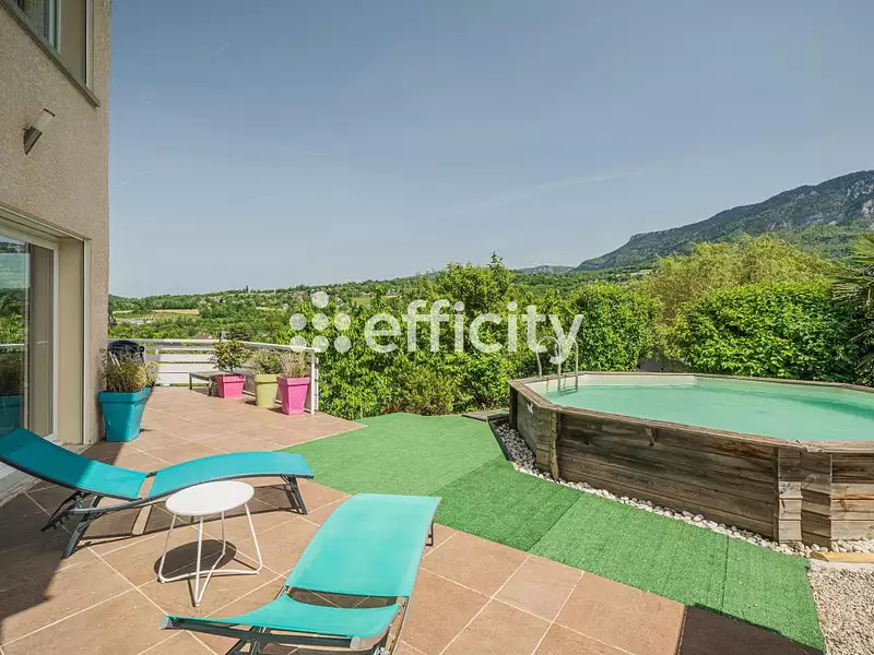 Maison, 169 m²