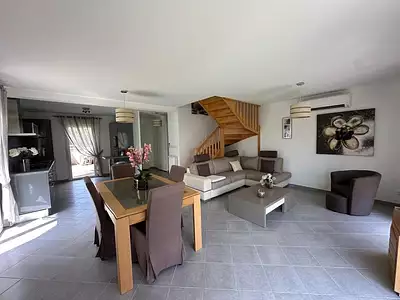 Maison, 89 m²
