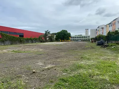 Terrain, 3 848 m²