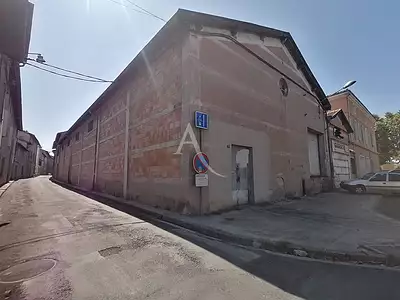 Immeuble, 600 m²