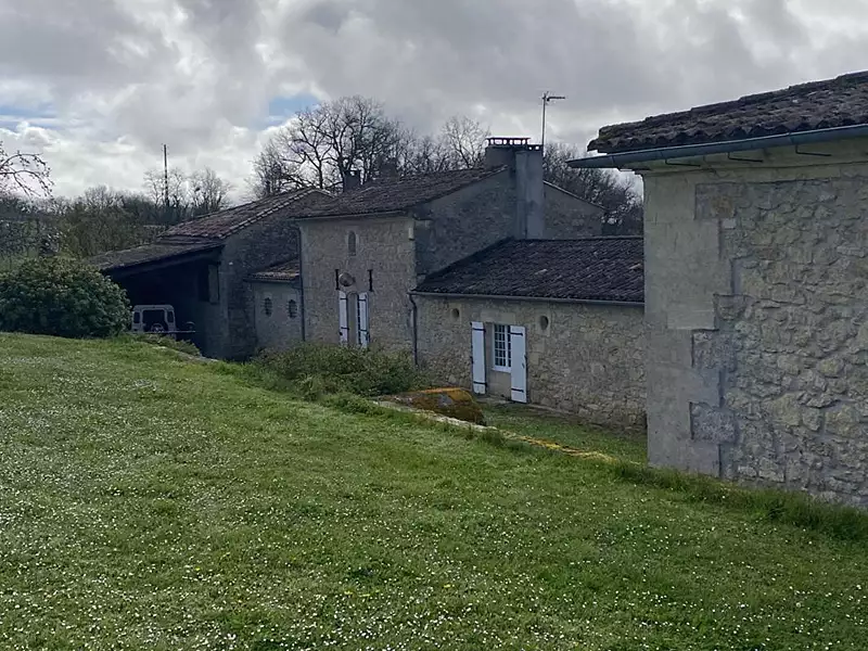 Maison, 230 m²